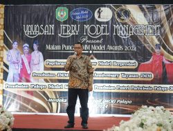 Kepala Dinas Pariwisata dan Ekonomi Kreatif Wakili Pj Wali Kota Palopo Hadiri Pagelaran Fashion Show.