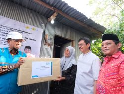 Bukti Negara Hadir, 145 Warga Prasejahtera di Makassar Dapat Sambungan Listrik PLN Gratis