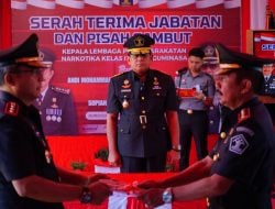 Serah Terima Jabatan Kalapas Narkotika Sungguminasa, Kakanwil Kemenkumham Sulsel Ajak Pegawai Bekerja Sesuai Aturan