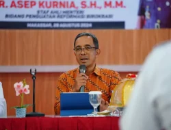 Sambangi Lapas Kelas I Makassar, Sahli Menkumham Penguatan RB Asep Kurnia Beri Penguatan Reformasi Birokrasi