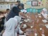 Menyentuh Hati, Murid SD Bawa Pulang Makanan Sehat dari Program Kapolda Sulsel untuk Dimakan Bersama Ibu