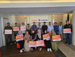 Tingkatkan Loyalitas Pelanggan, 20 Distributor Pupuk Kaltim Terima Reward Program Merdeka NPK Pelangi