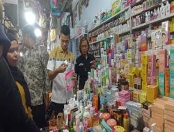 Peredaran Skincare Abal-abal Marak, Satreskrim Polres Maros Sidak 19 Kios di Pasar Tramo