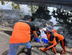 Antisipasi Banjir, Pemkot Makassar Bersihkan Kanal dan Drainase