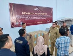 Sambangi Gudang KPU Parepare, Pj Wali Kota Parepare Abdul Hayat Gani Tinjau Pengelolaan Logistik