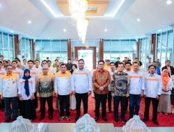 Bupati Barru Kukuhkan DPC IKA UNM Barru