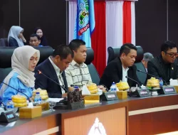 Rapat Paripurna Sempat Molor Satu Jam, Susunan AKD Disahkan DPRD Sulsel