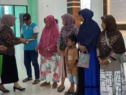 Baznas Pangkep Salurkan Bantuan untuk Lansia dan Dhuafa Melalui Program CSR Rachita Berbagi