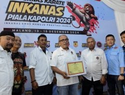 IAS dan Sejumlah Kapolda Terima Penghargaan di Kejurnas Karate Inkanas Piala Kapolri 2024