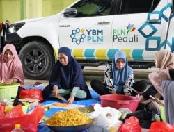 Bentuk Dukungan Santri, YBM PLN Inisiasi Kegiatan Solidarity Food Truck dan Muzaki Mengajar di Maros