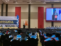 UIM Wisuda 691 Mahasiswa Baru, Rektor: Semoga Bisa Kembangkan Disiplin Ilmu Lain yang Relevan