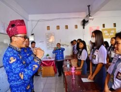 Pj Gubernur Prof Zudan Gratiskan Bimbel dan Beasiswa Doktoral untuk Guru