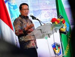 Jadi Tamu Istimewa di Milad, Supratman Andi Agtas Dorong Dorong FH UMI Raih Akreditasi Internasional