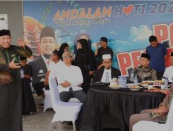 Hadir Di Rumah Duka, Wali Kota Parepare Tasming Hamid Sampaikan Belasungkawa Atas Wafatnya Mertua Bupati Sidrap