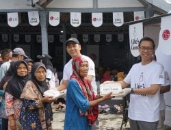 Gelar Lebaran Sehat, LG Bagikan 1,000 Paket Makanan dan Cek Kesehatan Gratis